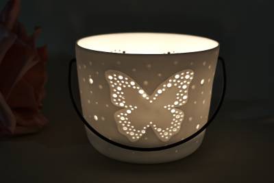 Kerzenfarm Hahn Windlichthalter 32972 Becher mit Henkel, Schmetterling, Teelichthalter, Porzellan - 1