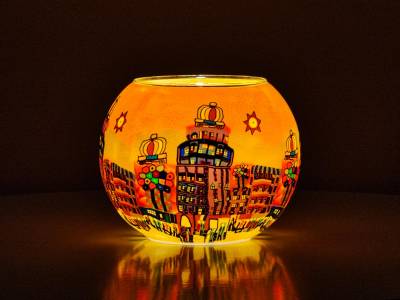 Leuchtglas Nr.325 Fantasiehaus auf einem 15cm Leuchtglas - 1