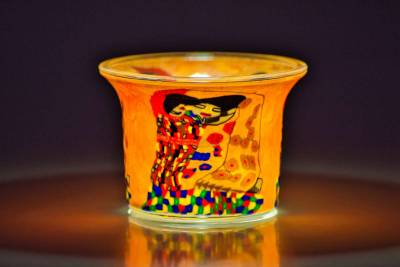 Votiv Glas 583 Klimt, der Kuss dekoratives Windlicht - 1