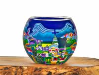 Leuchtglas Nr.32 ohne Wachs Ø11cm sommerliches Stadtmotiv mit Kirche in Blau-Grün